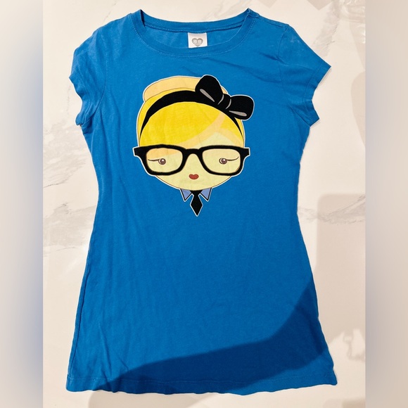 Cute tee - Picture 1 of 4